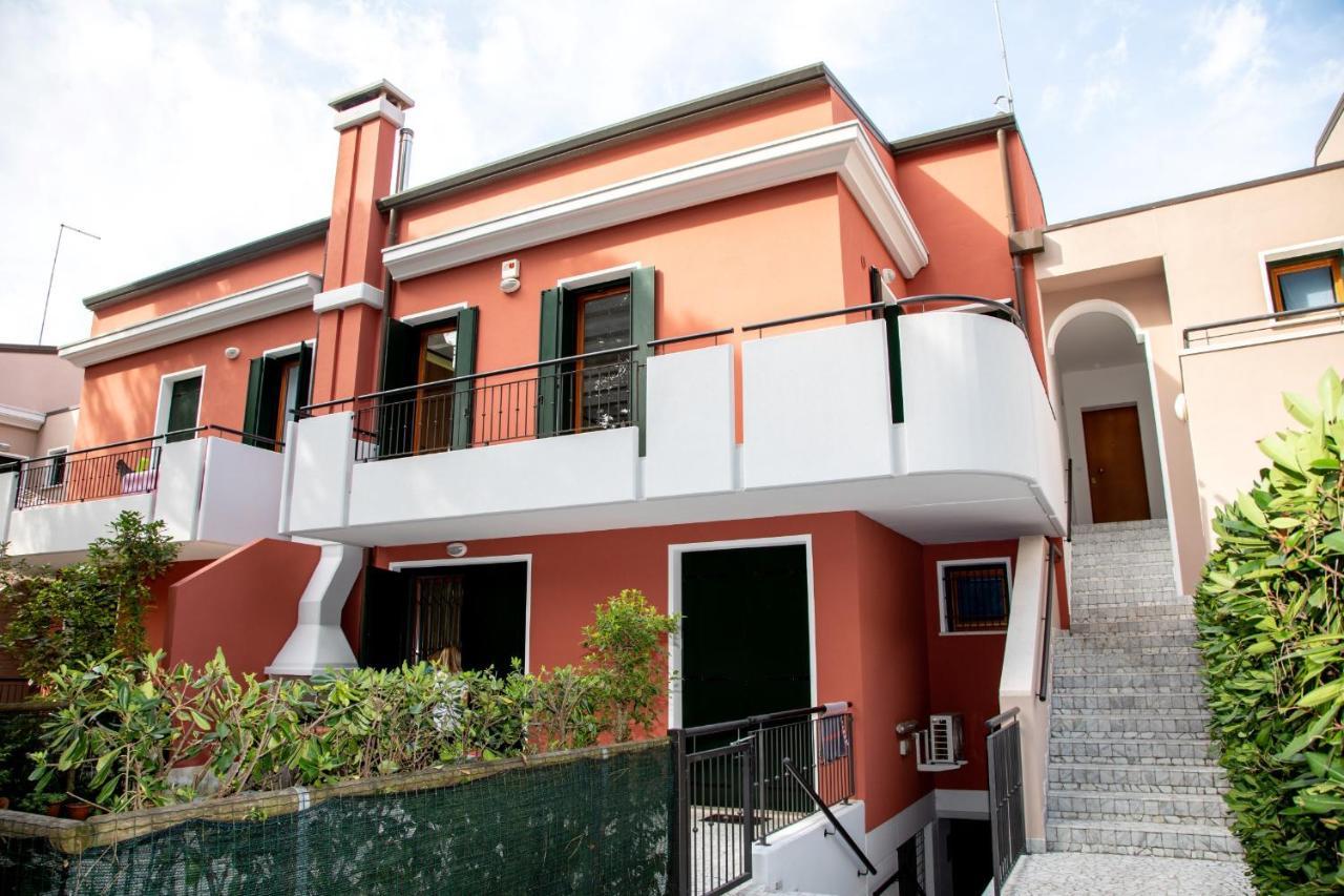 House Smeraldo By Holiday World Lido di Jesolo Kültér fotó